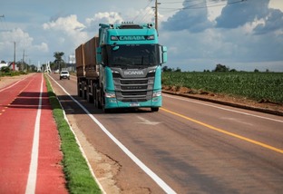 caminhão transporte de carga Mato Grosso Foto Christiano Antonucci Secom MT