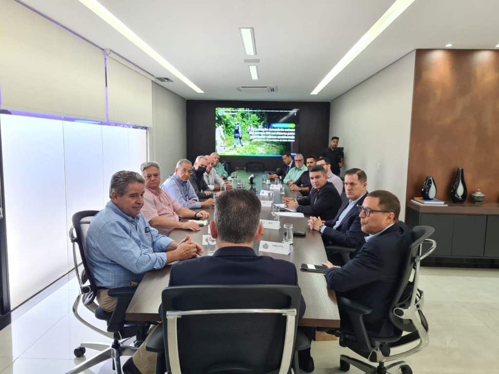 reunião invasões de terras governo de mato grosso e setor produtivo foto ascom famato